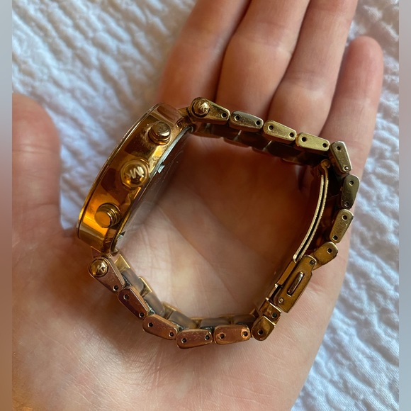 Michael Kors Parker rose gold & tortoise watch - Picture 2 of 5